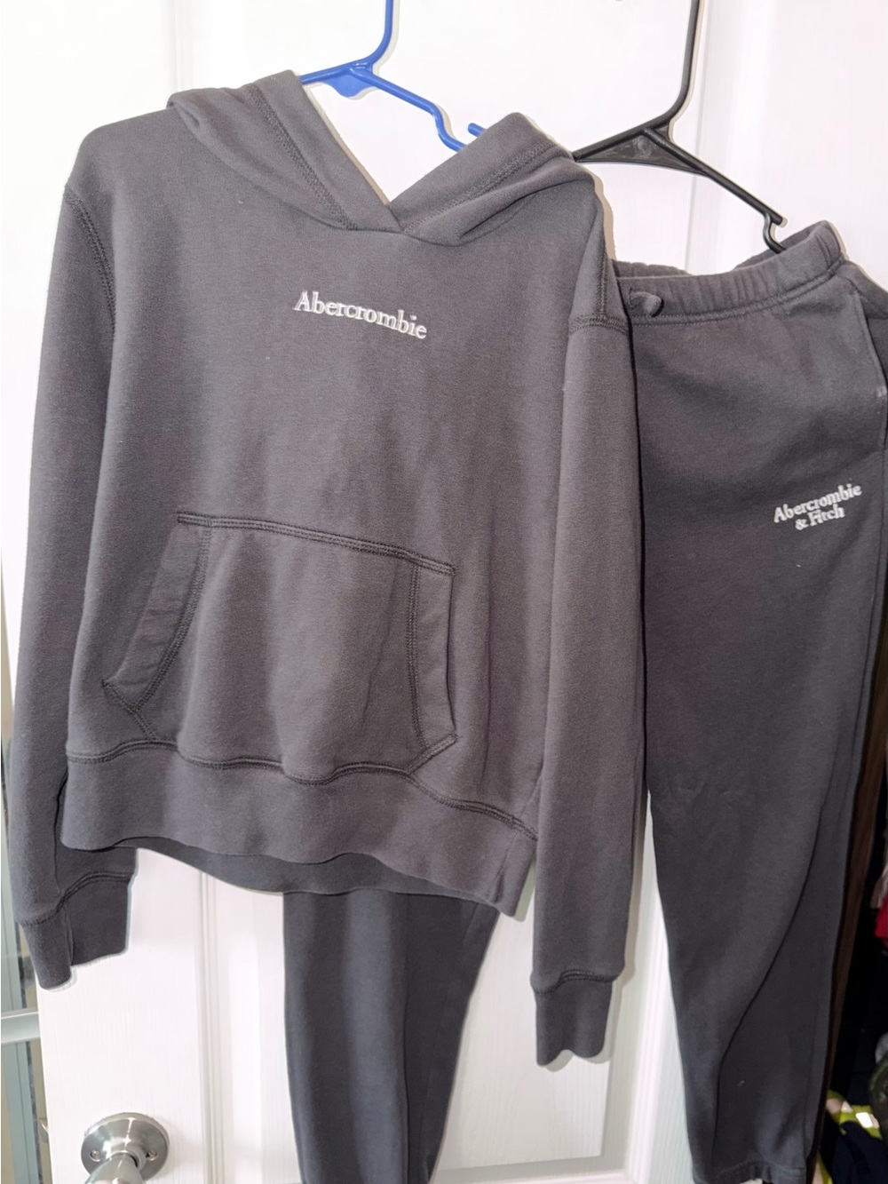 Abercrombie & Fitch Kids Charcoal Hoodie Jogger Set 9/10